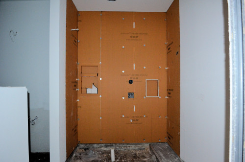 Shower with KERDI-BOARD.